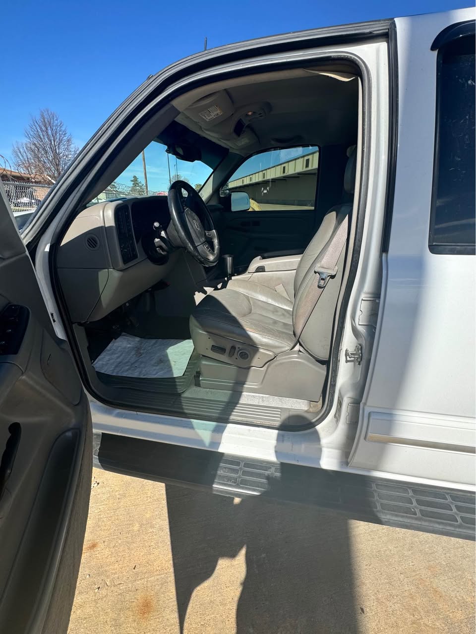2005 Chevrolet Silverado 2500HD, view 4