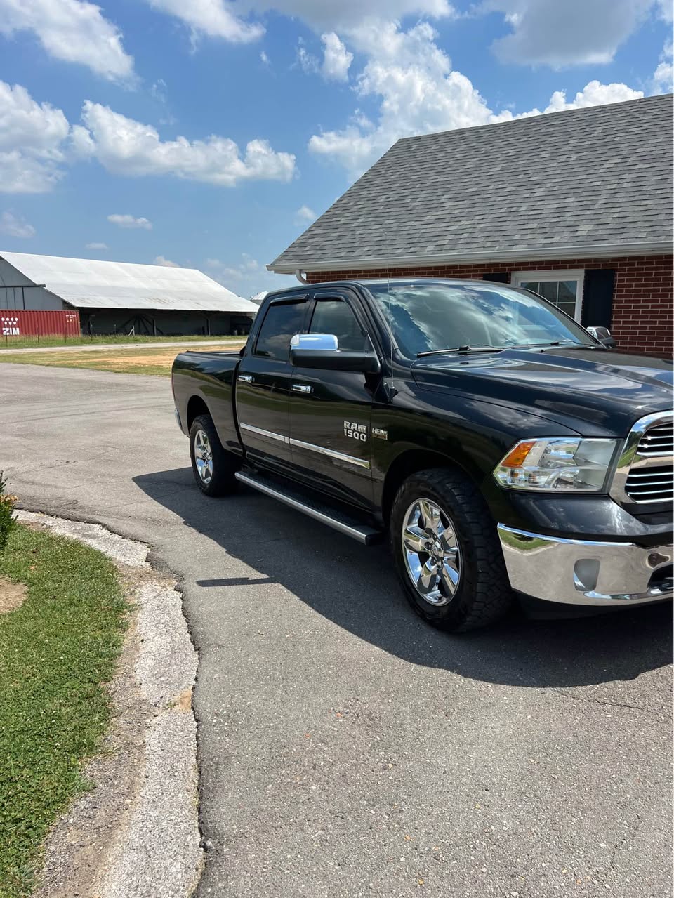 2015 Ram 1500, view 3